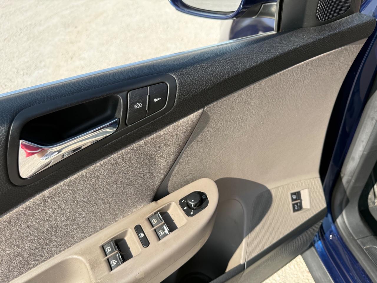 Volkswagen Passat Highline 2.0 TDi 140cv UnicoPropr