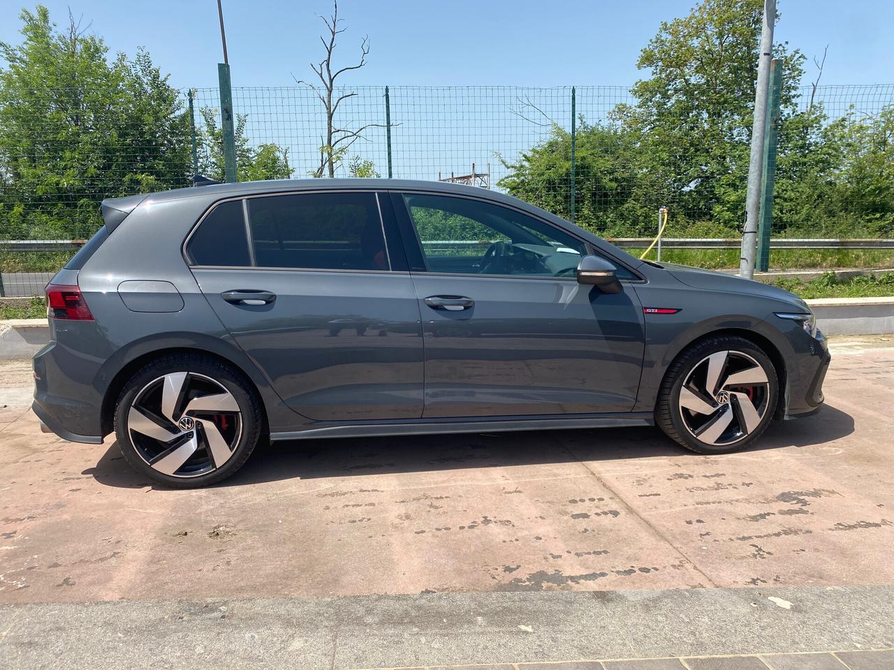 Volkswagen Golf GTI Golf 2.0 TSI GTI DSG