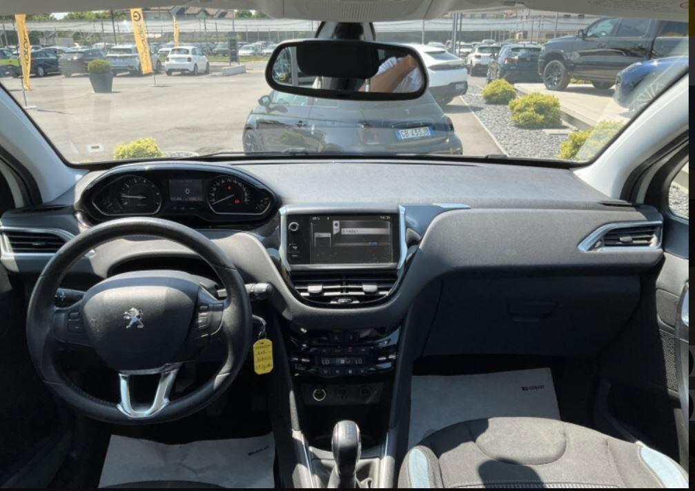 Peugeot 208 1.2 VTi 82 CV 5 porte Allure
