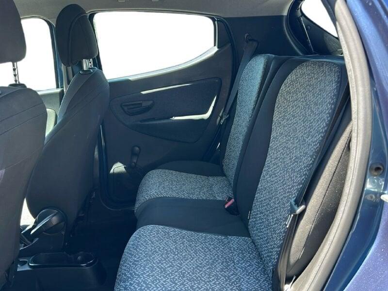 Lancia Ypsilon 1.0 FireFly 70cv S&S Hybrid SILVER