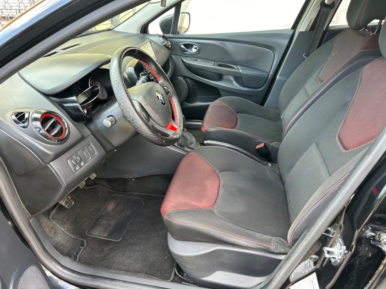 Renault Clio 1.2 75CV 5 porte Wave