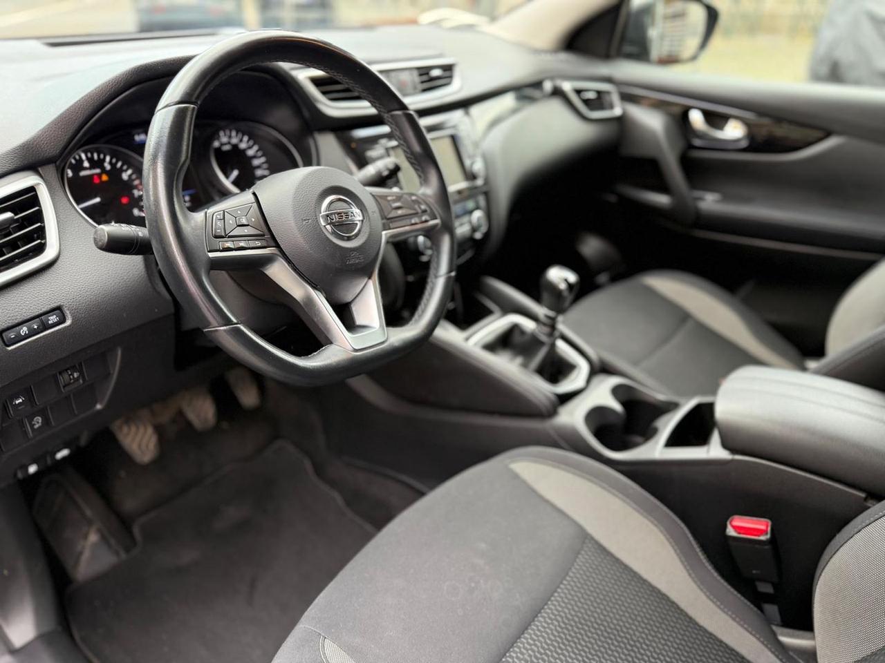 Nissan Qashqai Acenta Premium 1.3 DIG-T #5629