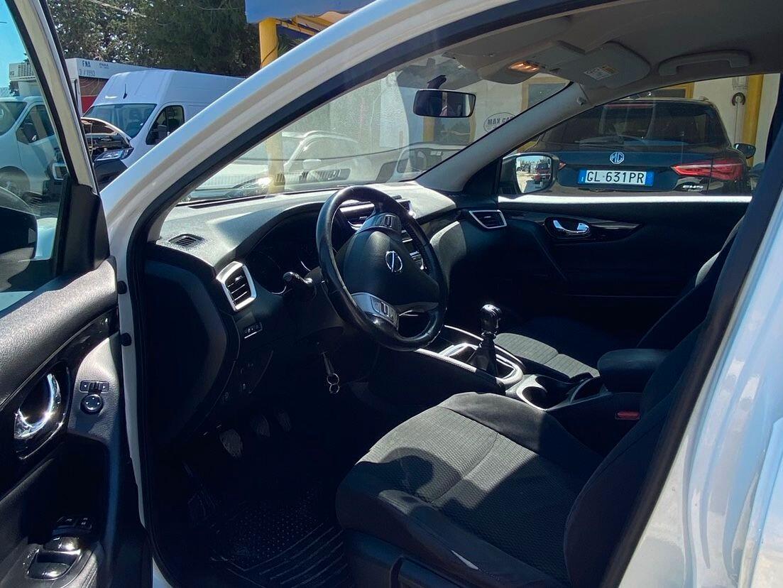 Nissan Qashqai 1.5 dCi Acenta