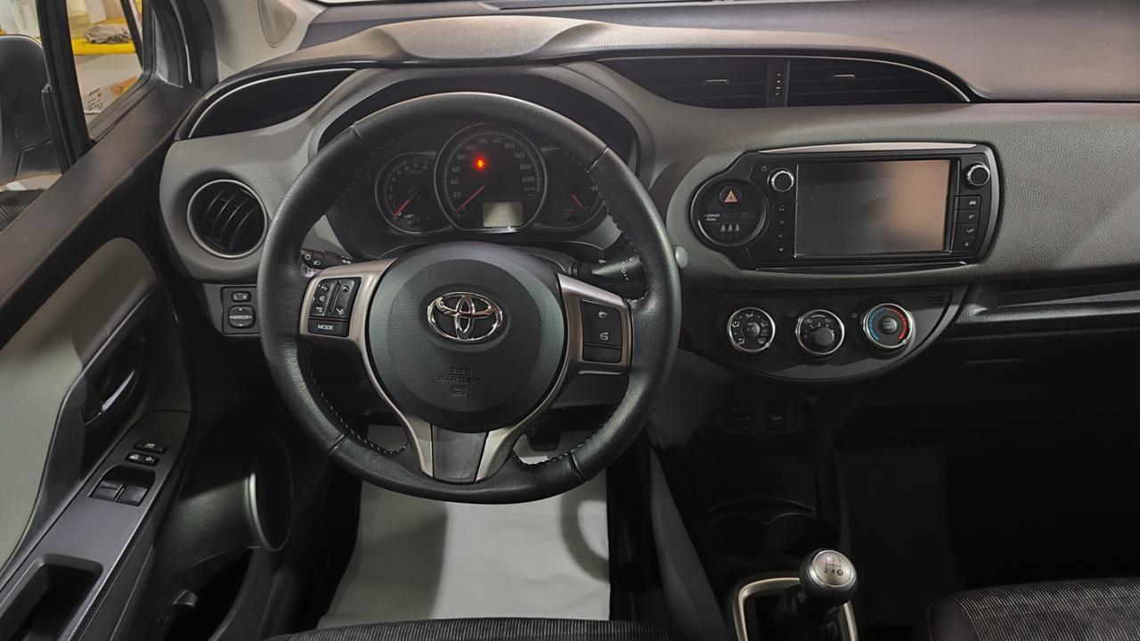 Toyota Yaris 1.0 5 porte Lounge