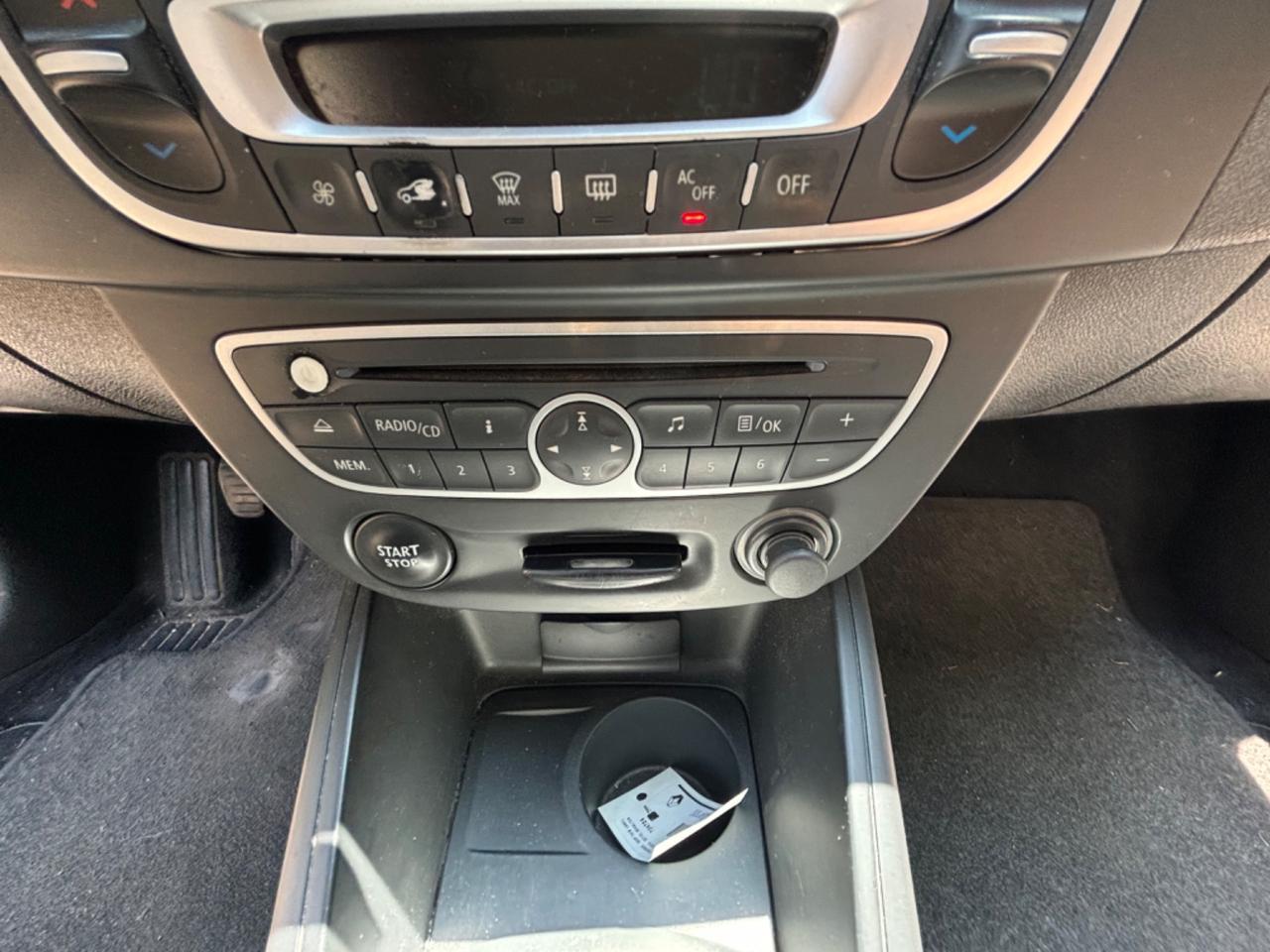 Renault Megane Mégane 1.5 dCi 110CV EDC SporTour Attractive