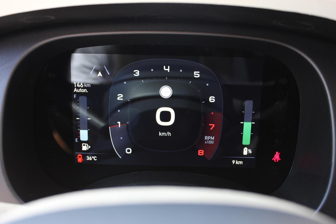 Fiat Panda Cross 1.0 FireFly S&S Hybrid VIRTUAL COCKPIT CRUISE CONTROL