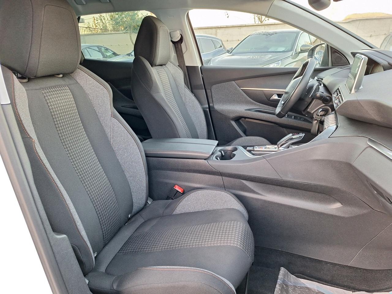 Peugeot 3008 ALLURE 1.5 HDi 130cv EAT8 NAV+RETROCAM. - 2020