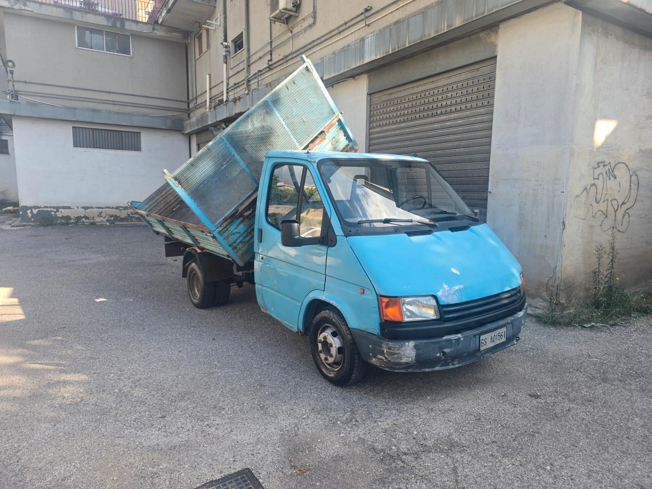 Ford transit 2.4 turbo ribaltabile trilaterale