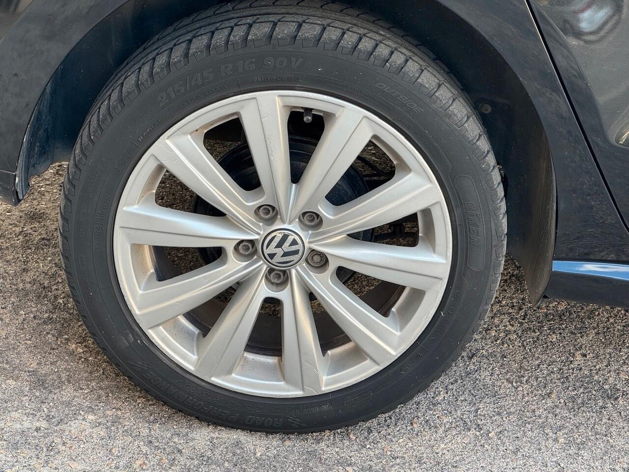 VW POLO 1.6 TDI 75 CV. E5 TRENDLINE