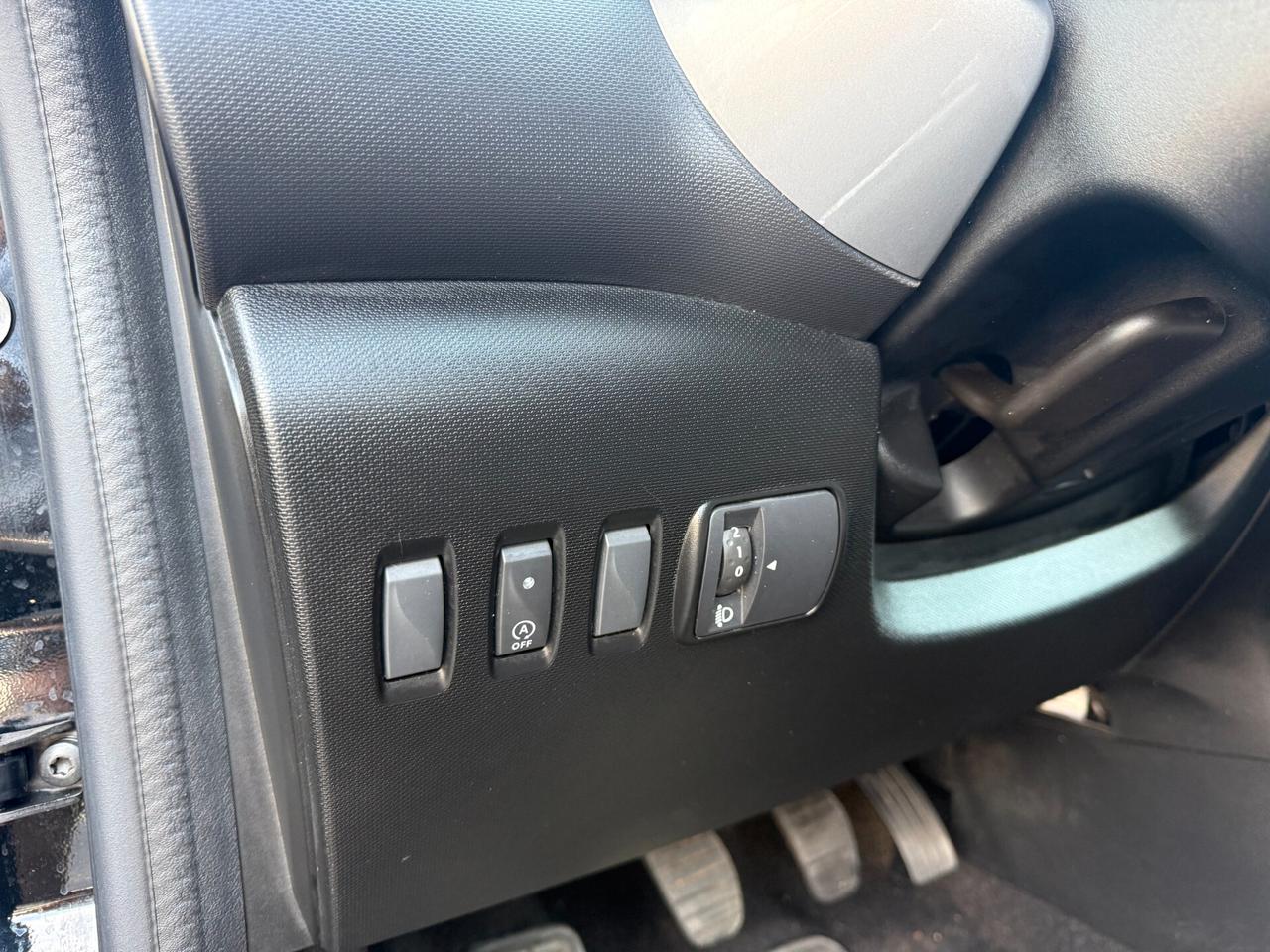 Renault Twingo SCe Intens Limited