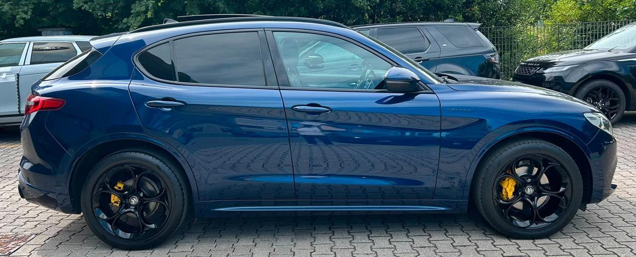 Alfa Romeo Stelvio SOLO PER COMMERCIANTI