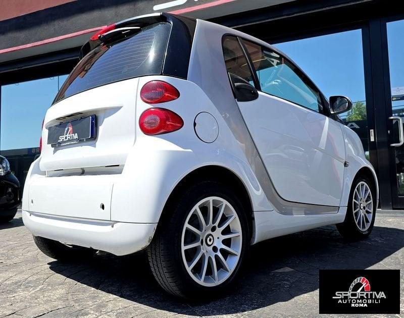 smart fortwo SERVOSTERZO TETTO PIONEER UNIPRO!