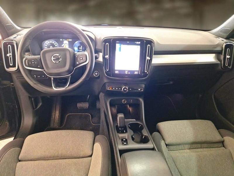 VOLVO XC40 T4 RECHARGE PLUG-IN AUTO CORE SUV