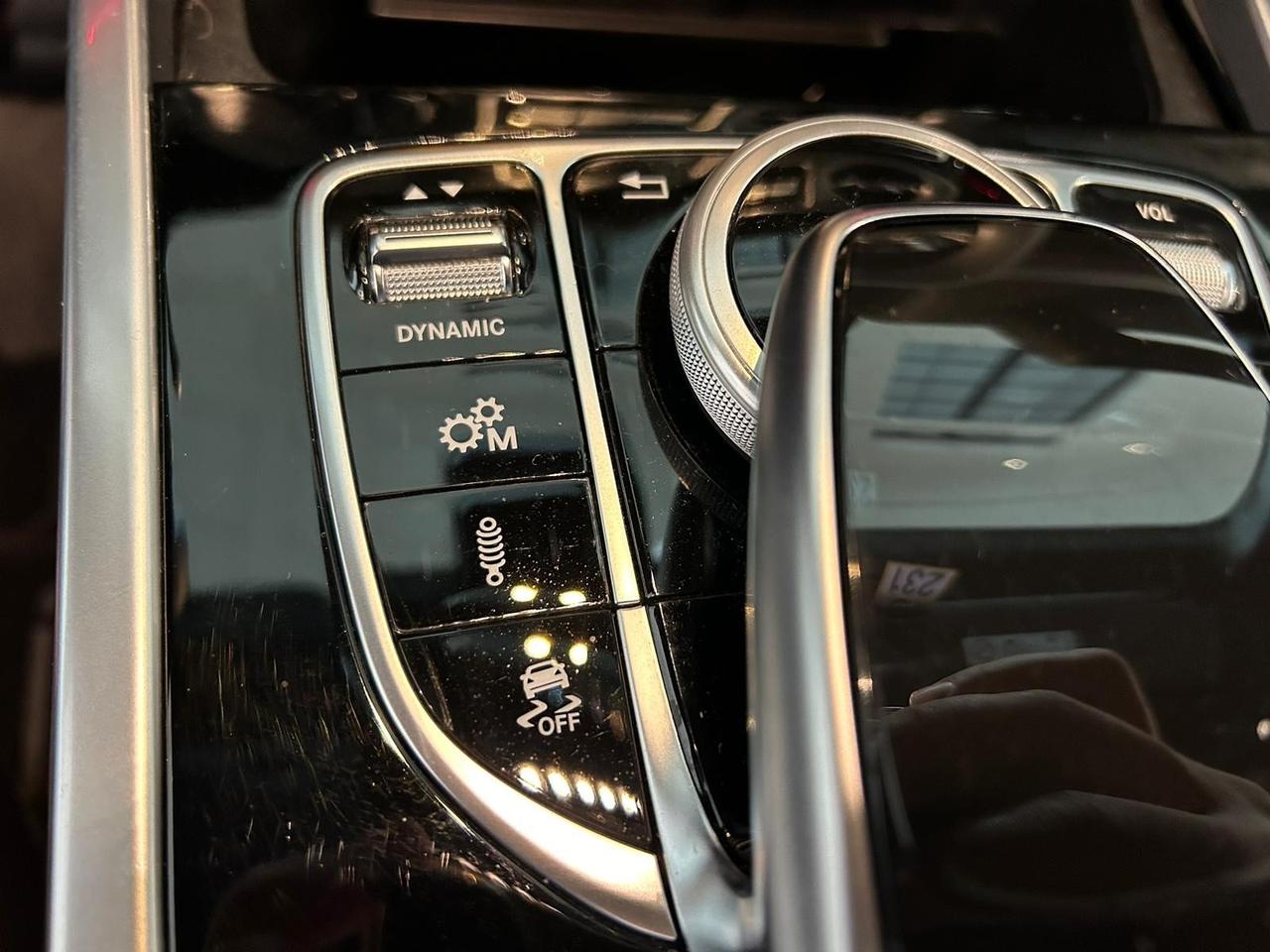 Mercedes-benz G 63 AMG GEARBOX DAMAGE