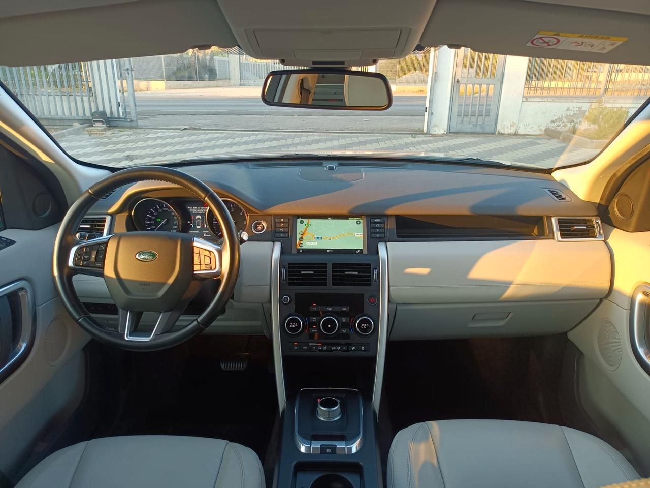Land Rover Discovery Sport 2.2 TD4 SE
