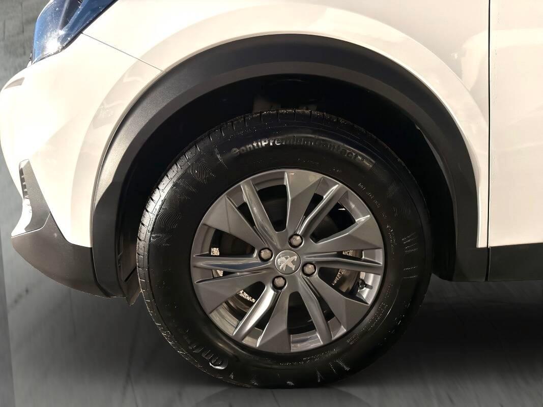 Peugeot 2008 1.2 puretech Active Pack s&s 100cv Con CARPLAY