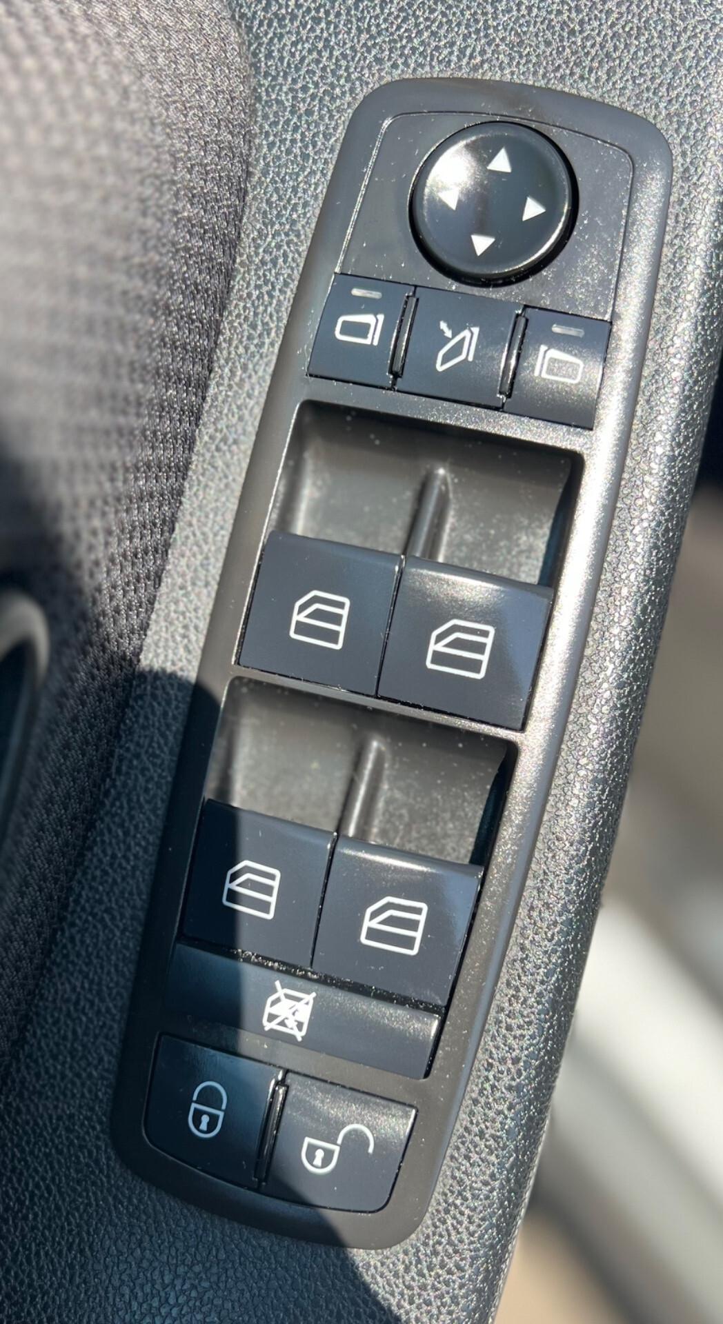 Mercedes-benz A160 BENZINA €5 OK NEOPATENTATI