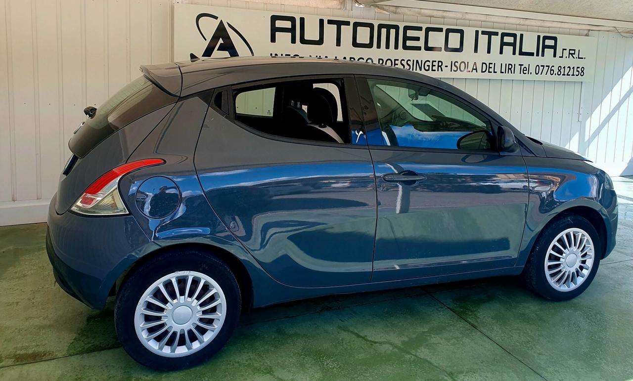 Lancia Ypsilon 1.2 BENZ. - 2014 - KM. 131.000 - NEOPATENTATI