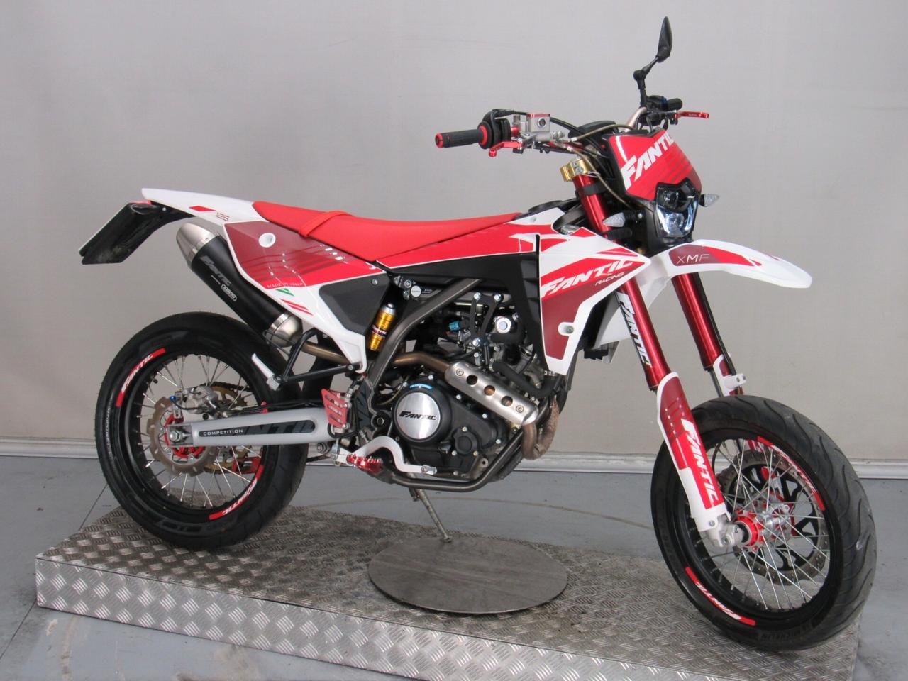 Fantic Motor XMF 125 COMPETITION 11 KW PATENTE A1 E B