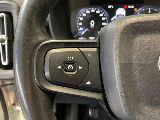 VOLVO XC40 D3 Momentum