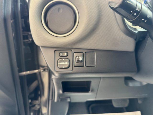 TOYOTA Yaris 1.5 Hybrid 5 porte Active