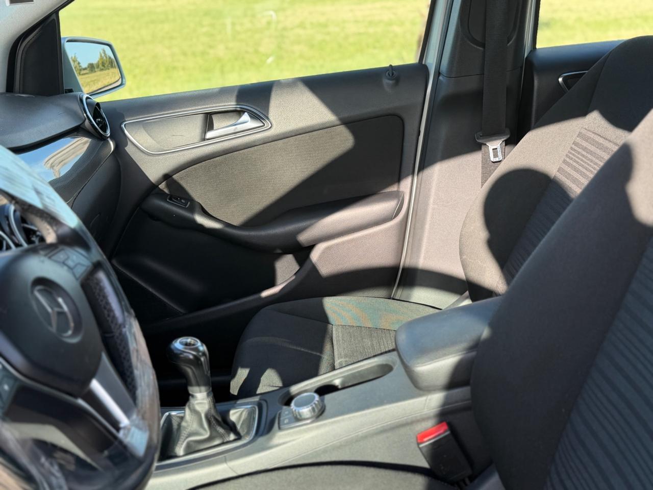 Mercedes-benz B 180 CDI BlueEFFICIENCY Executive