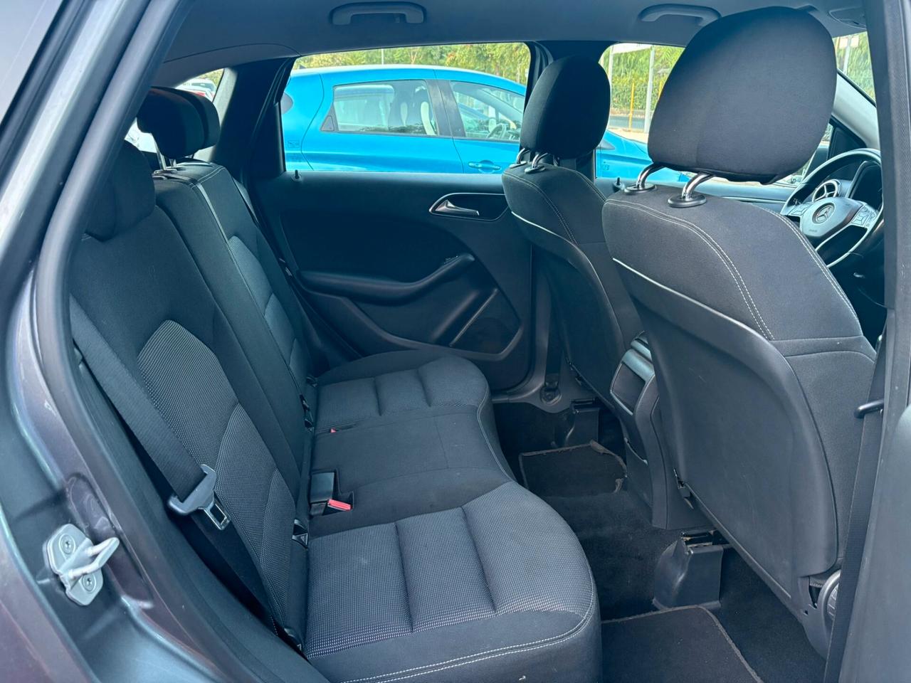 MERCEDES BENZ A 160 CDI - 2013
