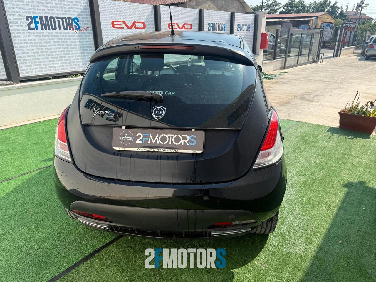Lancia Ypsilon 1.2 69 CV 5 porte GPL Ecochic S Momodesign