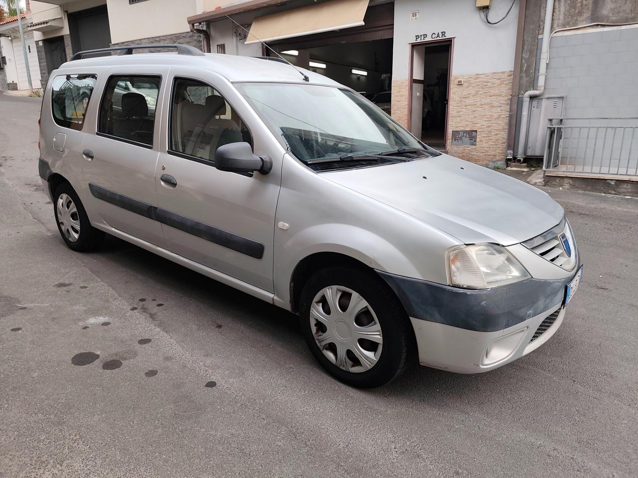 Dacia Logan MCV 1.5 dCi 70CV 7 posti Leggi