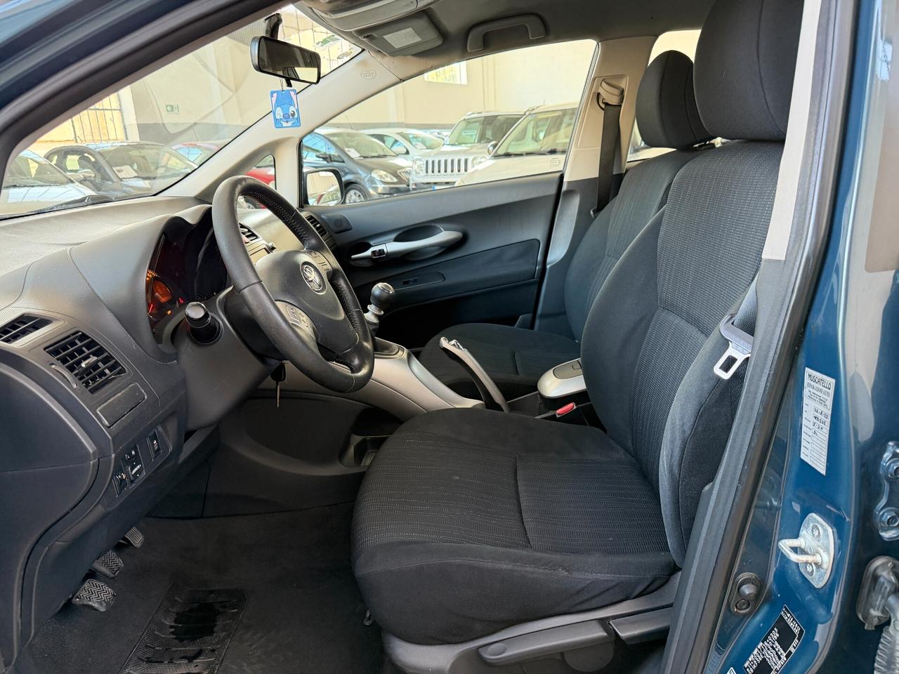 Toyota Auris 2.0 D-4D 5 porte Sol