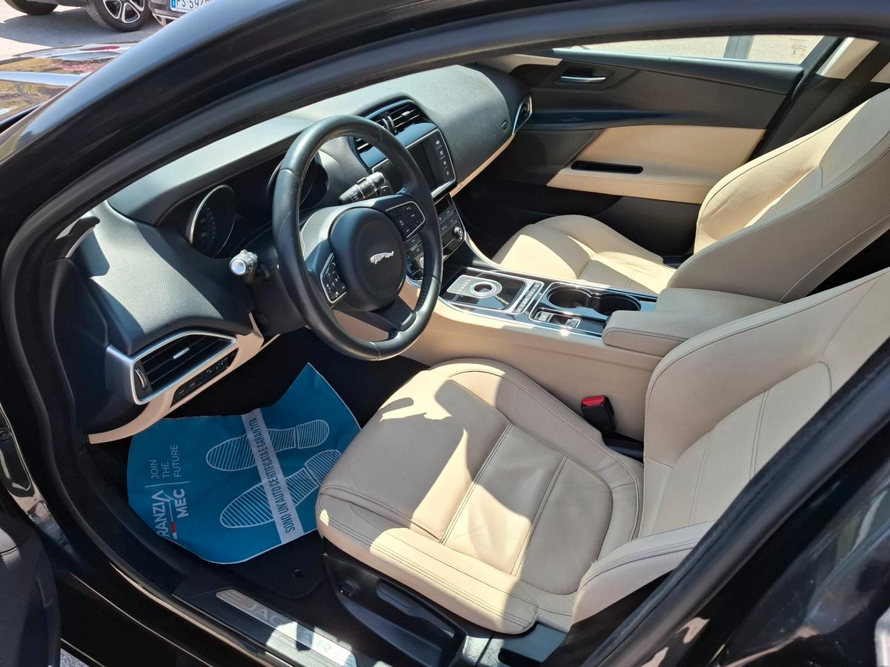 Jaguar XF 2.0 D 180 CV aut. Prestige anno 2016