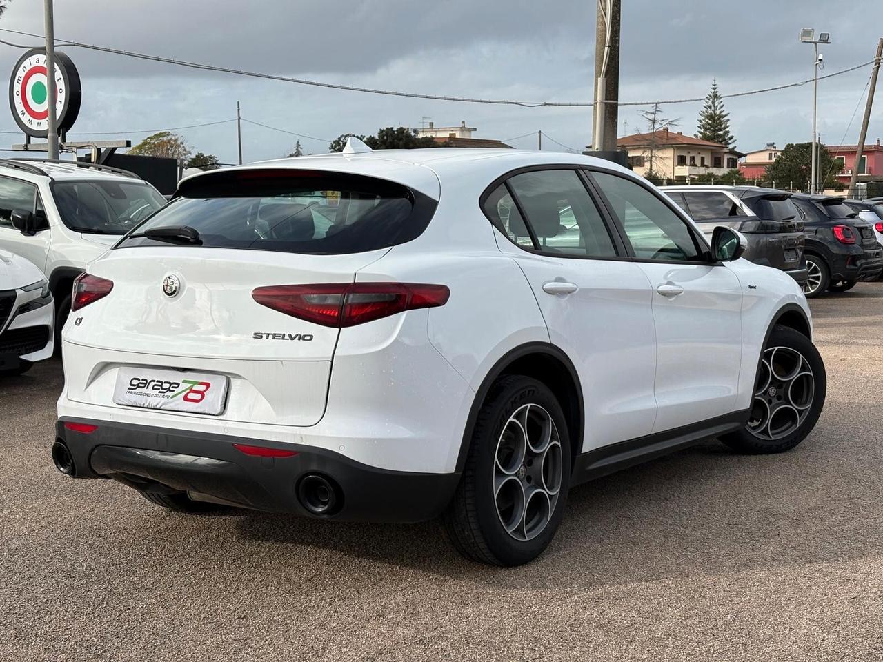 Alfa Romeo Stelvio 2.2 Turbodiesel 190 CV AT8 Q4 Sprint