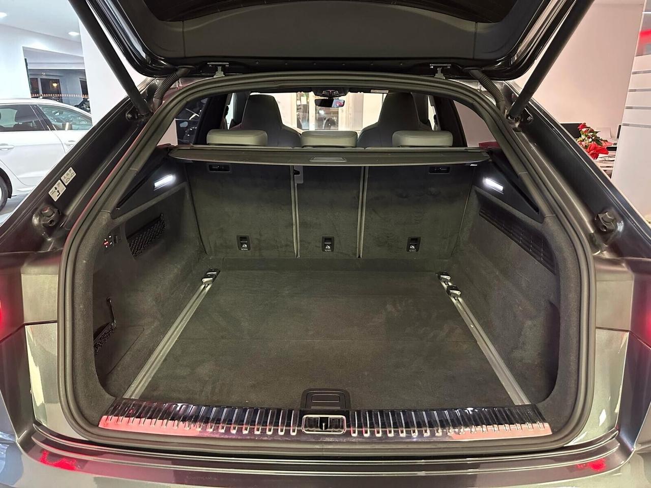 Audi Q8 50 TDI 286 CV quattro tiptronic S-Line DEMO