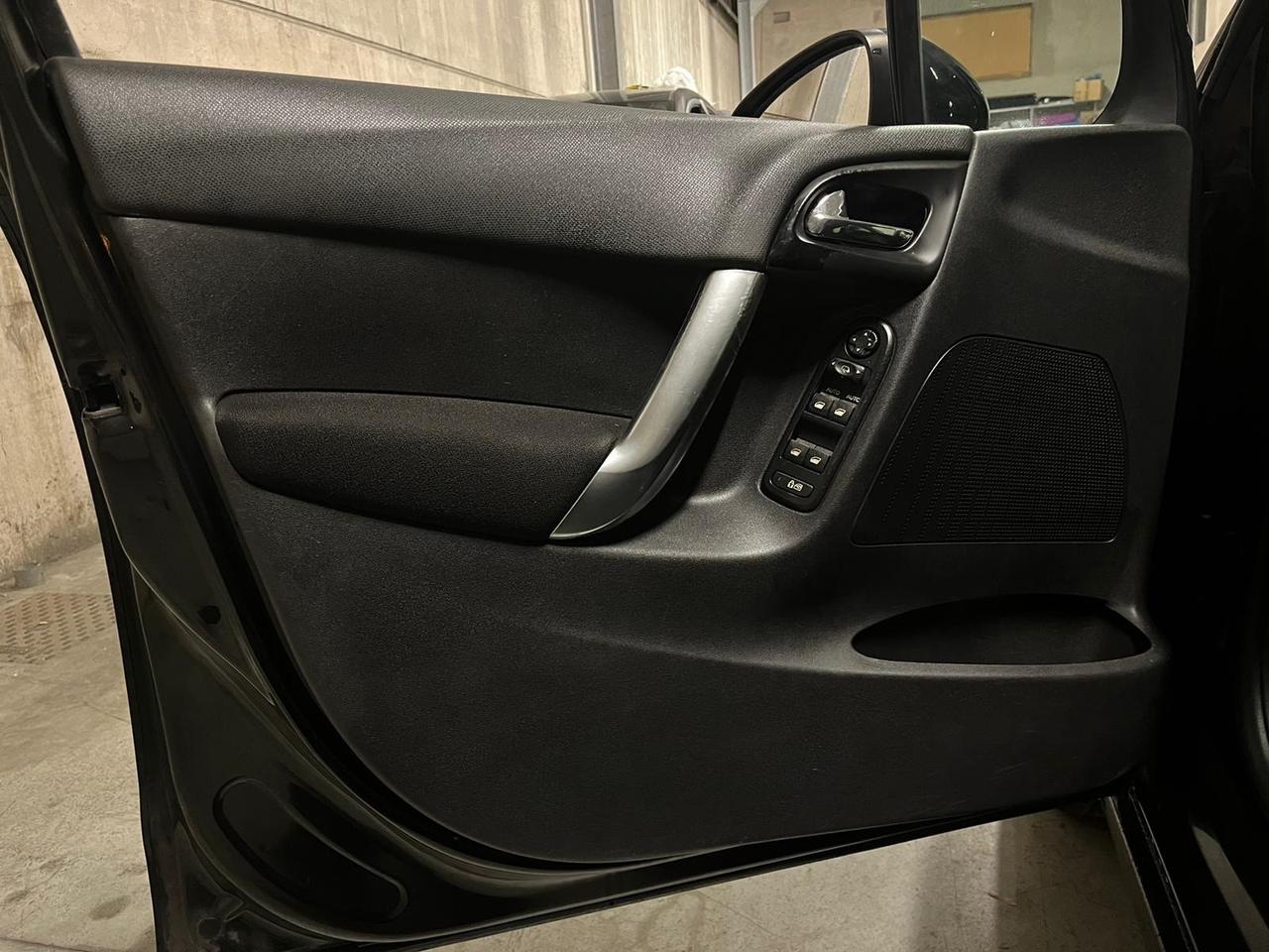 Citroen C3 1.4 VTi 95 Exclusive Style. Km 100.000