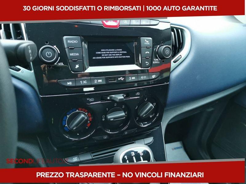 Lancia Ypsilon 1.0 firefly hybrid Oro s&s 70cv