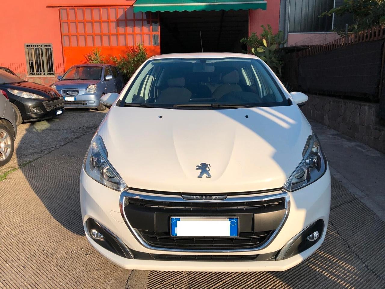 Peugeot 208 PureTech 82 5 porte Access