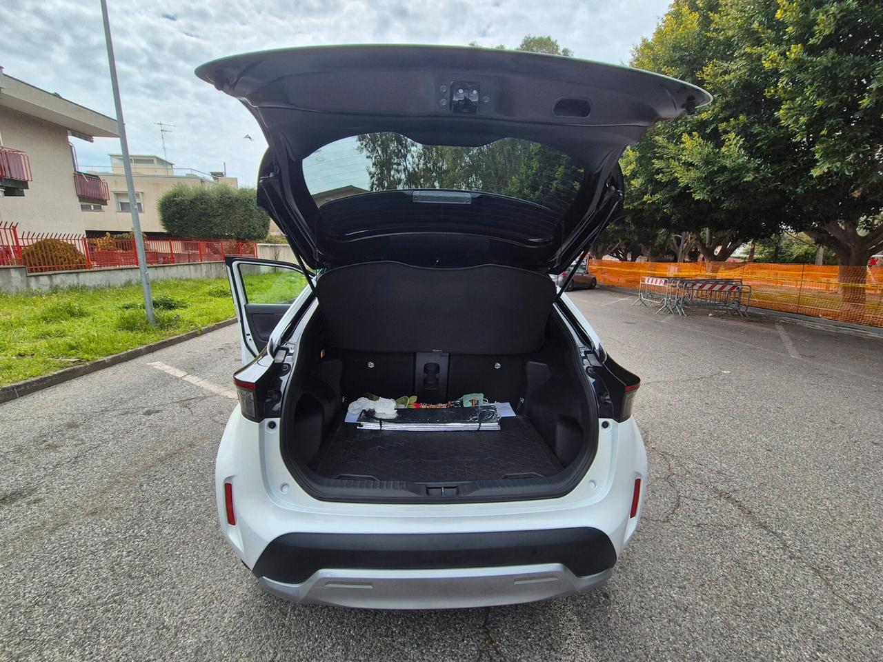 Toyota Yaris Cross hybrid gr sport