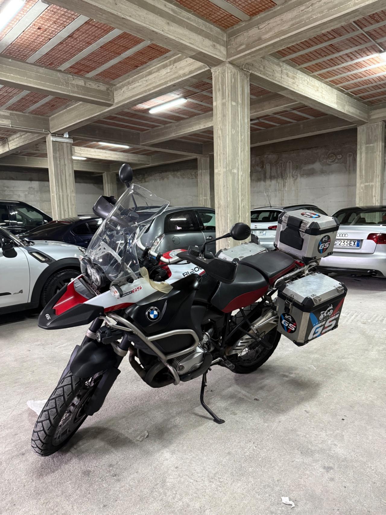 BMW gs 1200 adventure