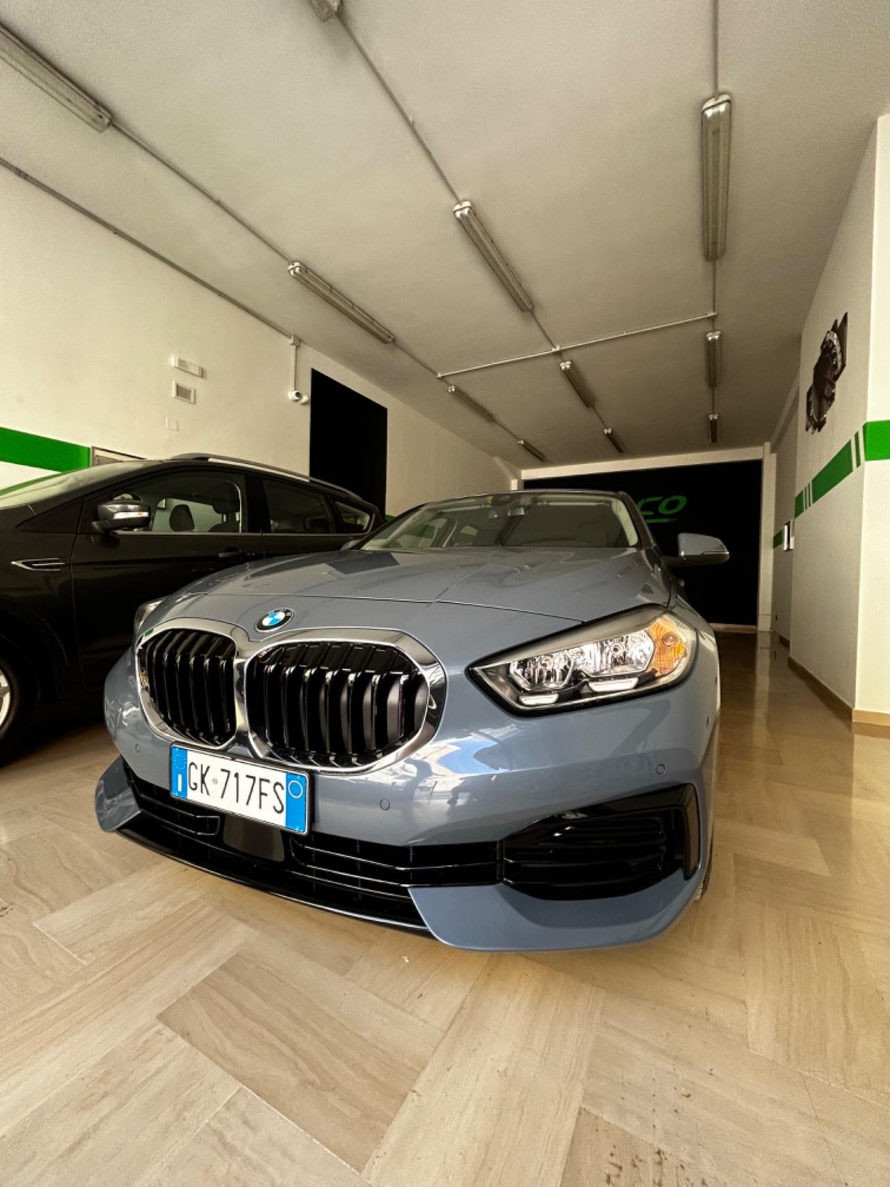 Bmw 116 116d 5p. Business Advantage