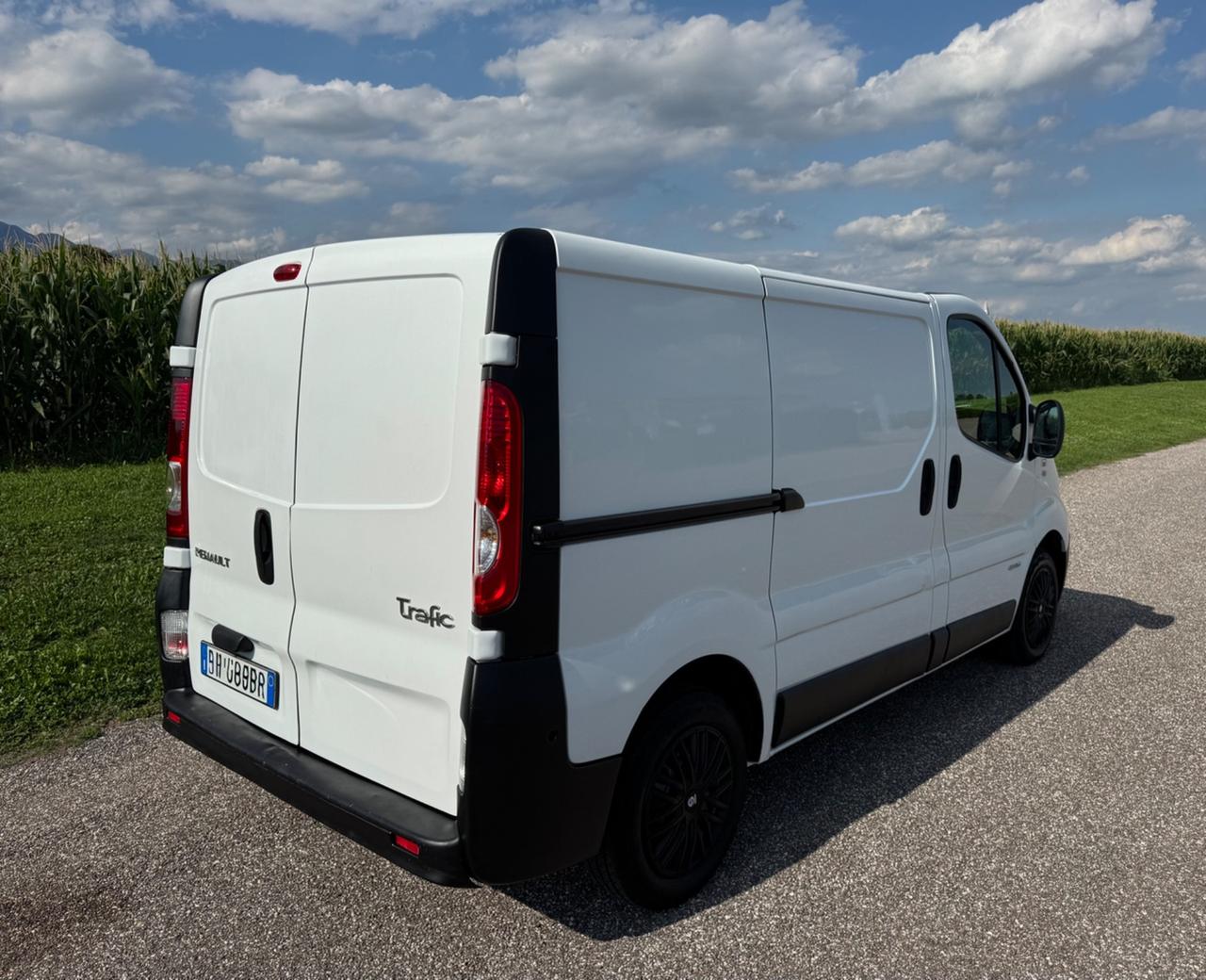 RENAULT TRAFIC 2.0 CTDI 115 FURGONE AUTOCARRO Van