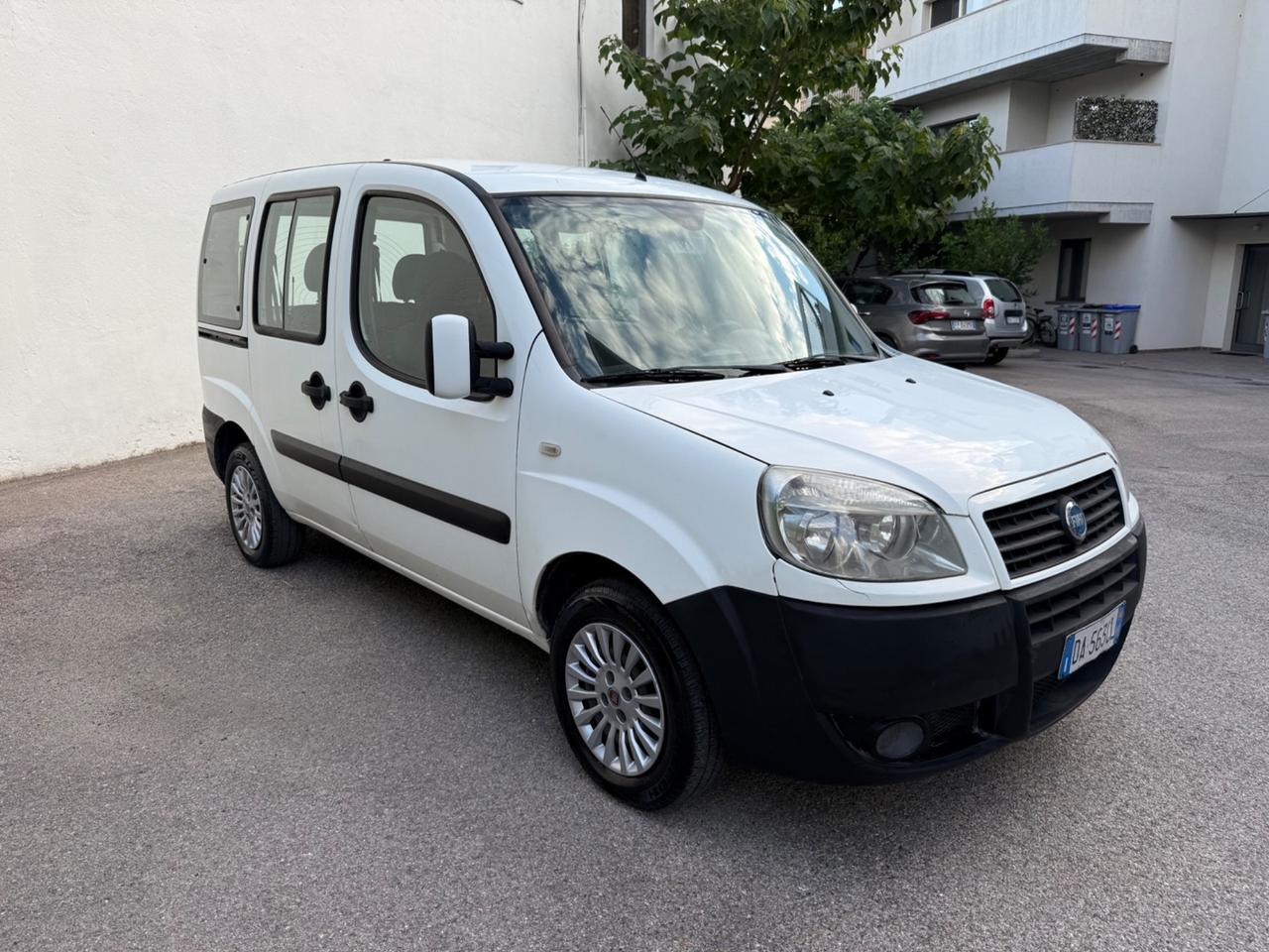 Fiat Doblò 1.6 16V Natural Power Active