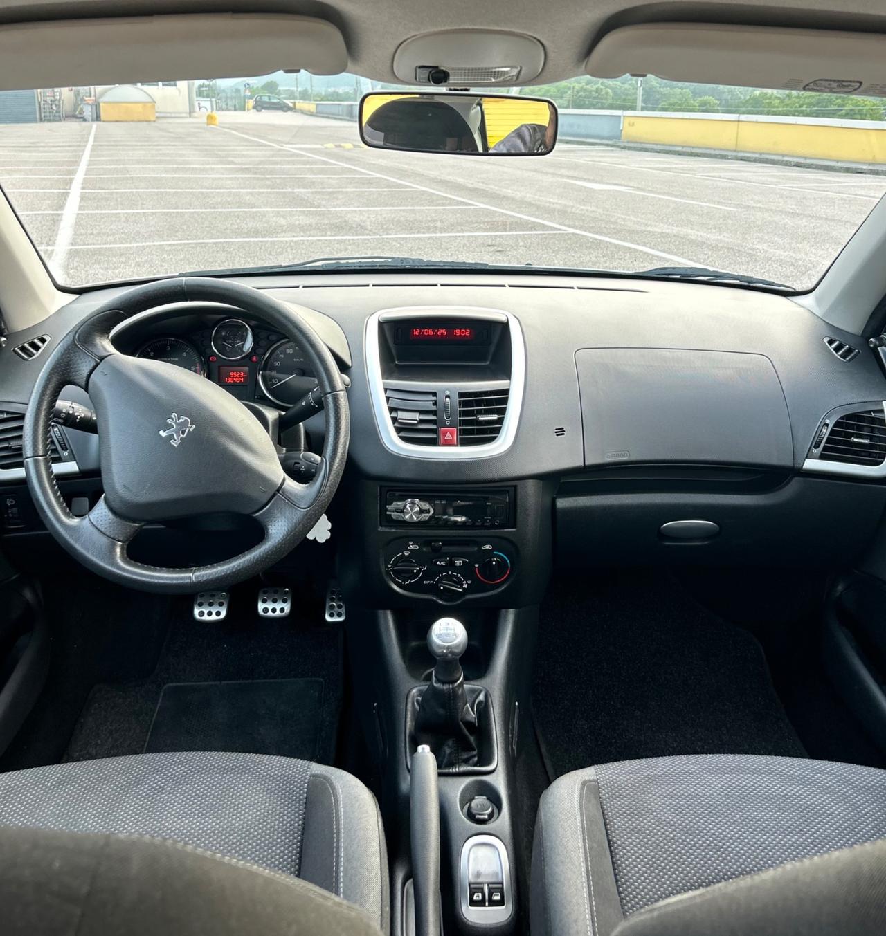 Peugeot 206 Plus 1.4 HDi 70CV 5p Neopatentati 2011