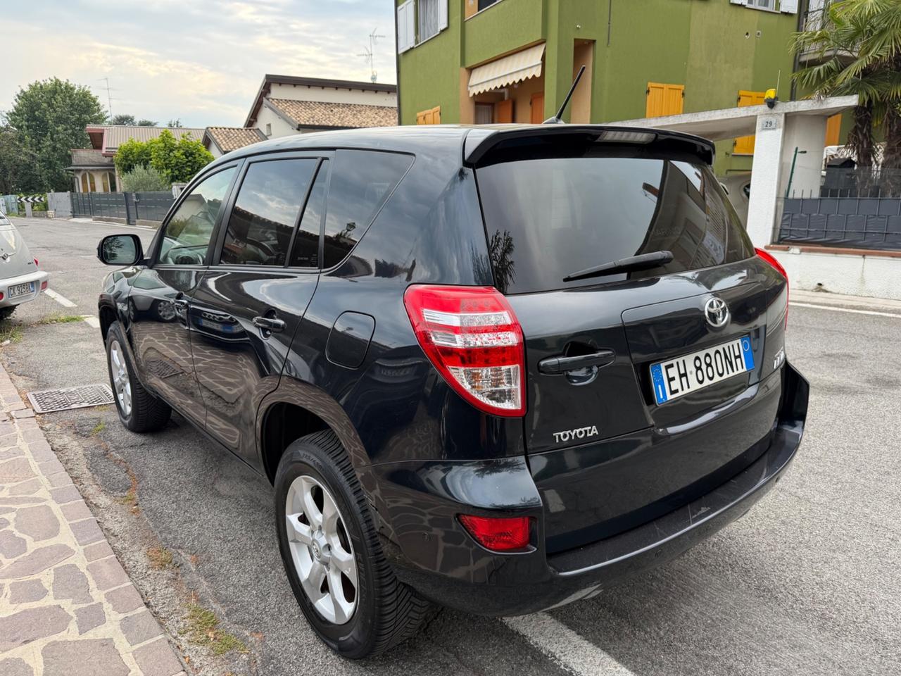 Toyota RAV 4 RAV4 Crossover 2.2 D-Cat 177 CV Executive