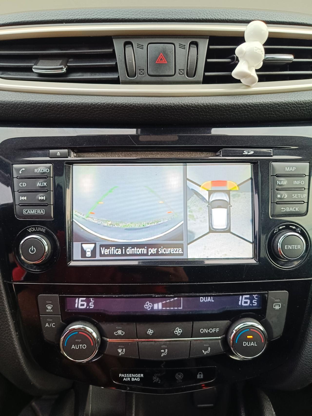 Nissan Qashqai 1.5 dCi 2WD 360