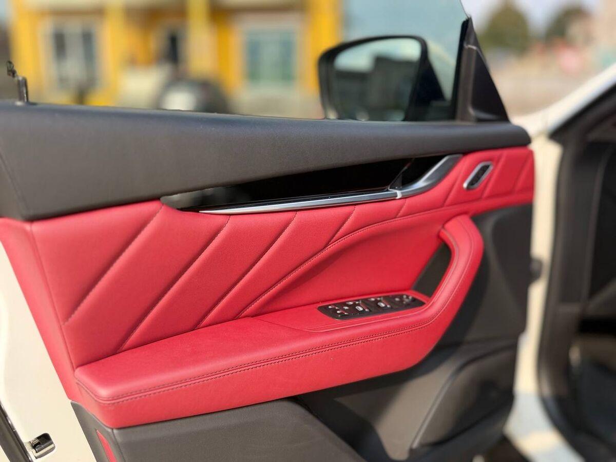 Maserati Levante 3.0 V6 Modena 350cv auto