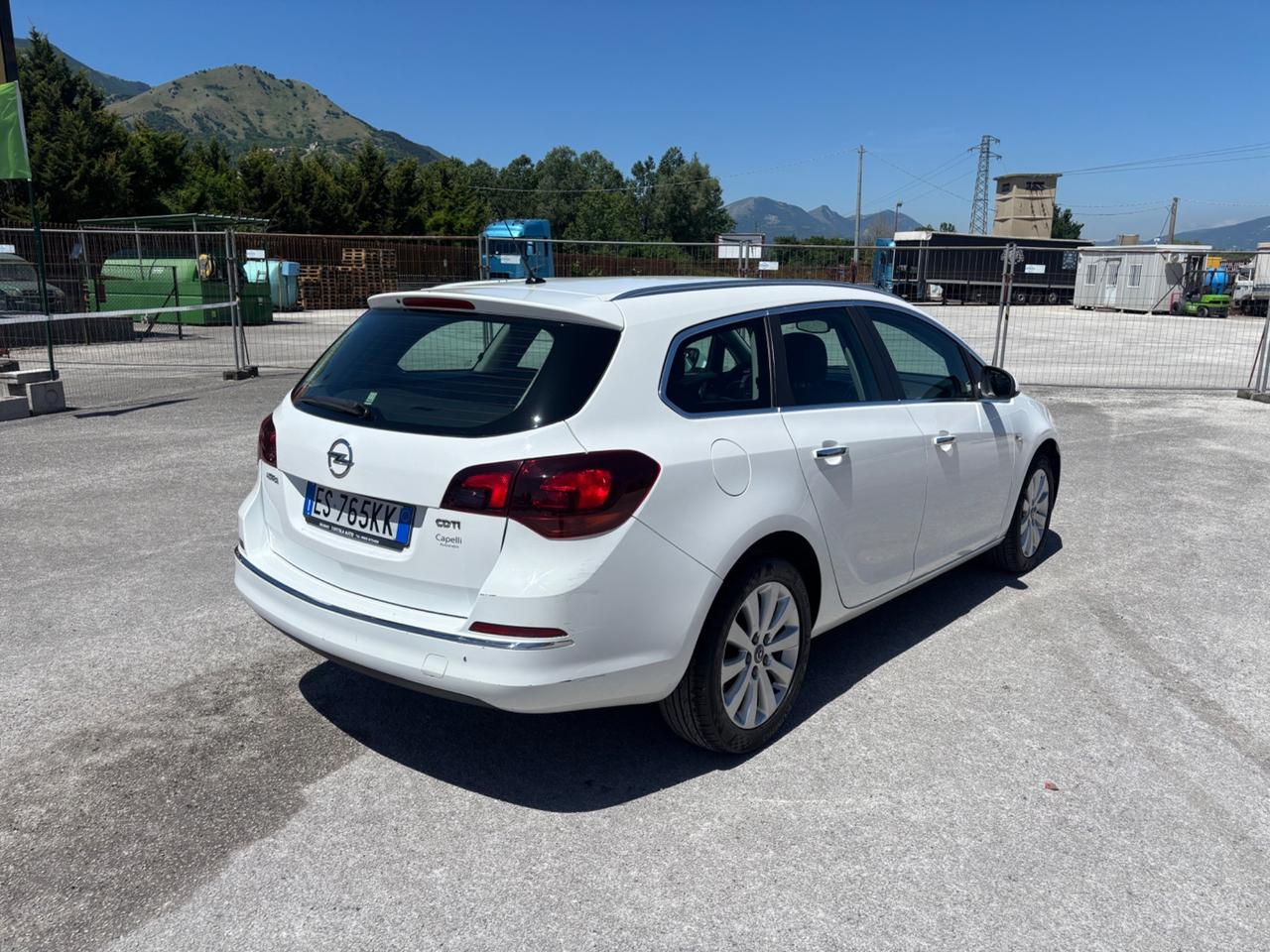 Opel Astra 1.7 CDTI 110CV Sports Tourer Cosmo