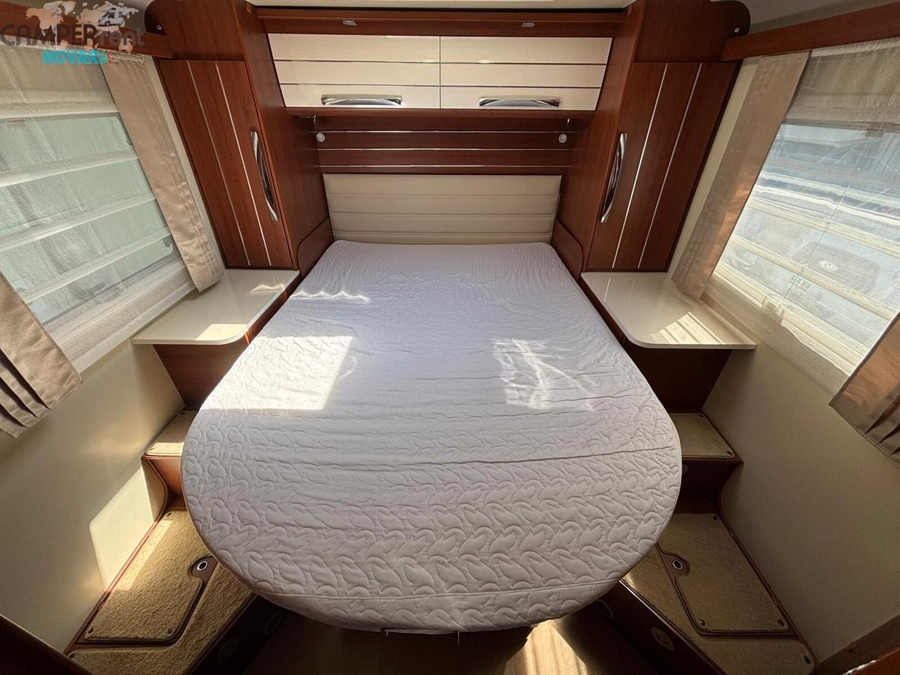 MOBILVETTA KEA TEKNO LINE P68 - SEMINTEGRALE CON LETTO NAUTICO ED AMPIO GARAGE