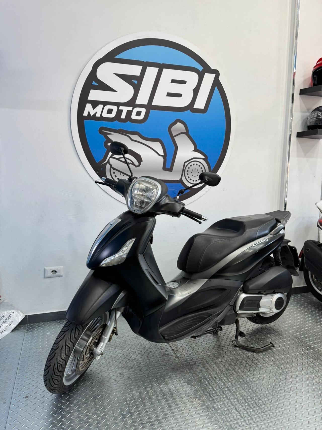 Piaggio Beverly 300