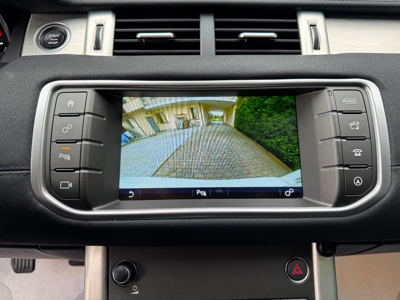 Land Rover Range Evoque 2.0 eD4 5p. SE Black Desing Pack