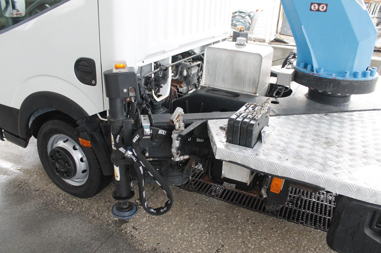 Nissan cabstar piattaforma aerea Isoli 24 metri